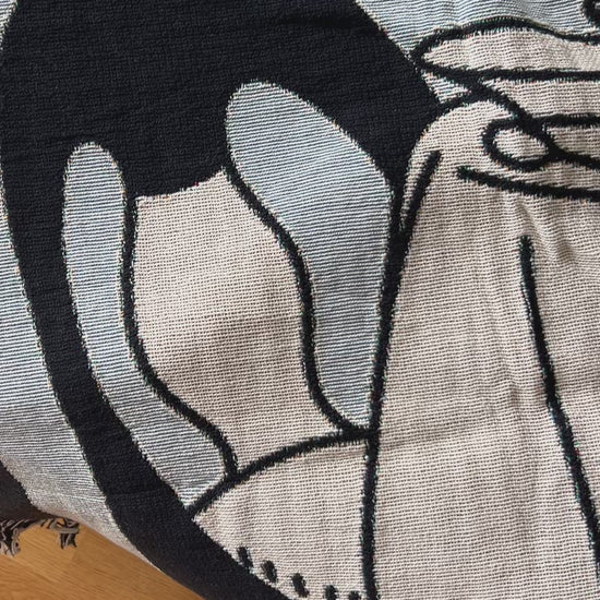 Table for Two Woven Blanket video - but.city