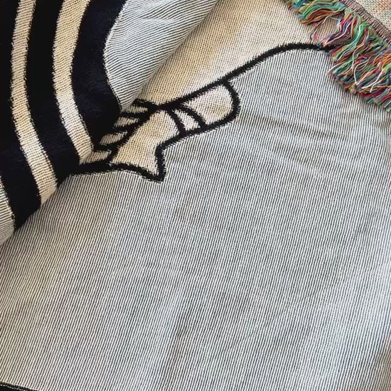 Circle People Woven Blanket video - but.city