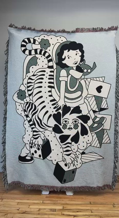 Tiger Shoekids Woven Blanket video - but.city